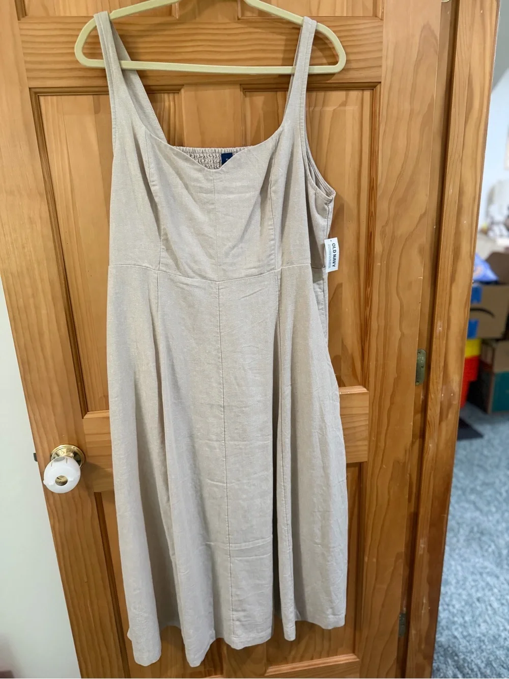 Old Navy Cream Sleeveless LinenMidi Dress